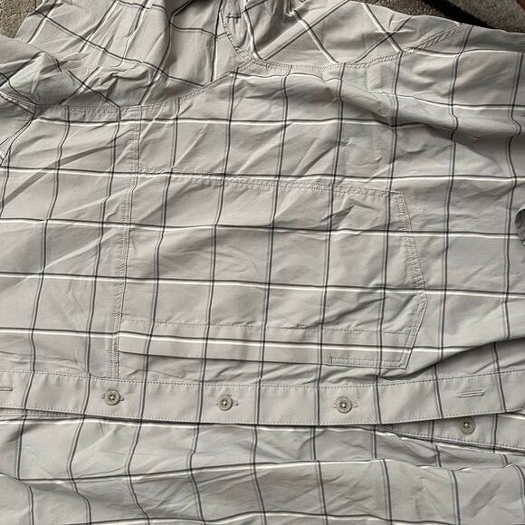Arc’teryx Men’s XXL Short Sleeve Button Down Hiking Shirt - Picture 5 of 5